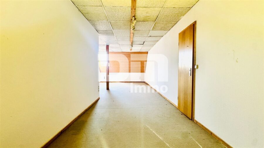 Vielseitiges Gewerbeensemble mit Entwicklungspotenzial in strategischer Lage von Vellmar - DG Nutzfläche Wohnzwecke Bürogebäude Vorderhaus